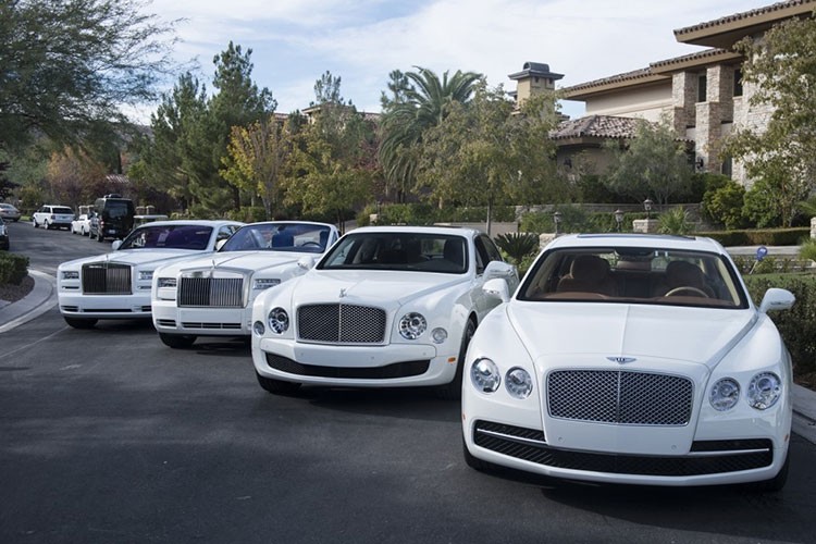 Floyd Mayweather tang ban gai 4 xe Rolls-Royce hon 30 ty-Hinh-10